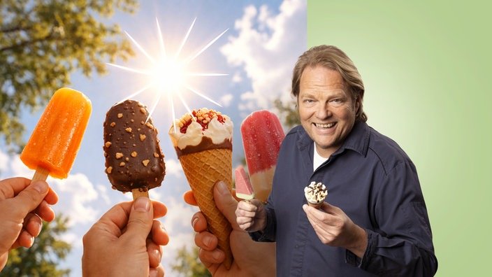 Björn Freitag hält ein Fertig-Eis in die Kamera. Hinter ihm eine weitere Auswahl an Eis.